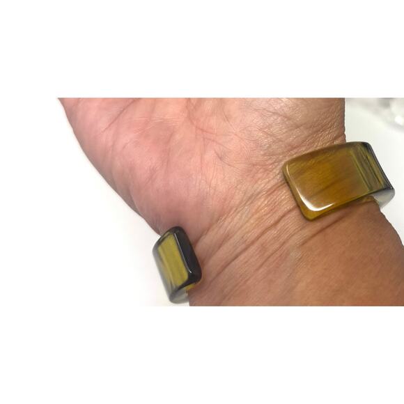 Christian Dior Boutique Paris resin cuff bracelet, likely from the early 2000s c - Picture 4 of 6